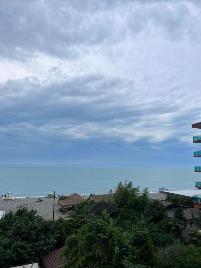 Sunshine Hotel Kvariati Luaran gambar