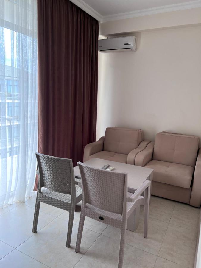 Sunshine Hotel Kvariati Luaran gambar