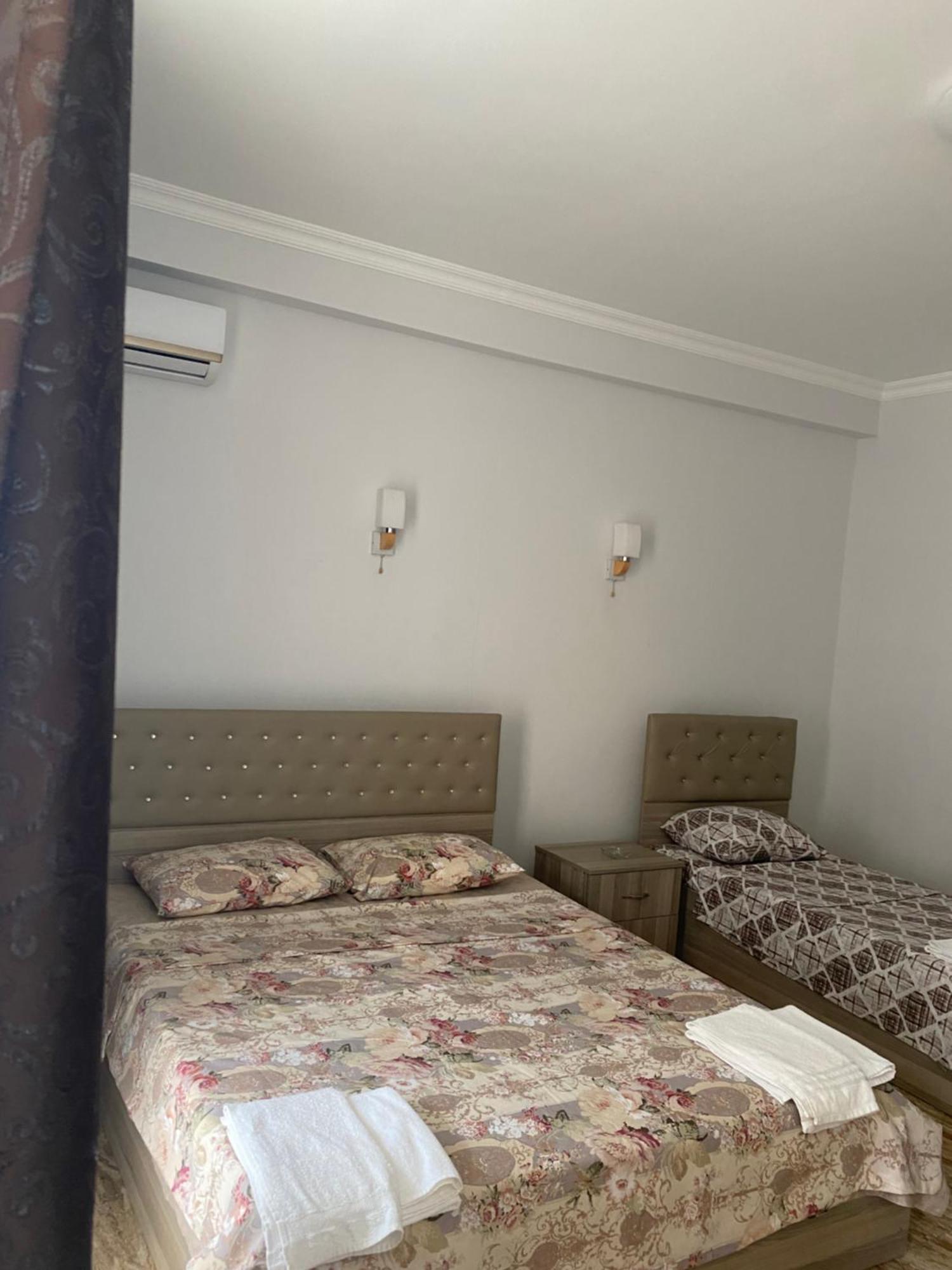 Sunshine Hotel Kvariati Luaran gambar